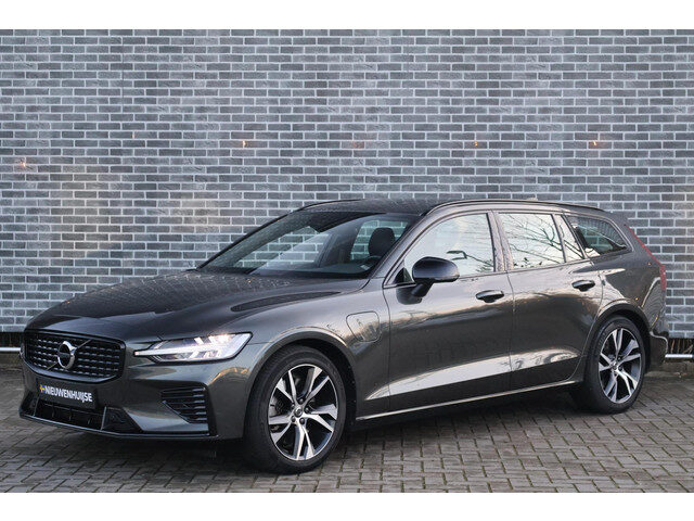 Volvo V60 2.0 T6 Recharge AWD R-Design