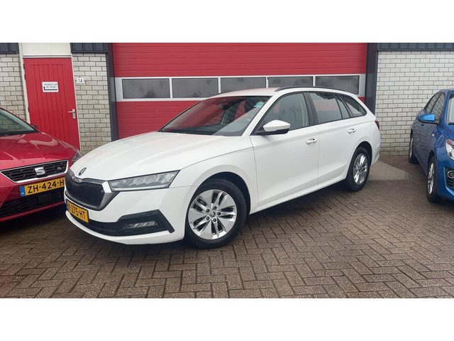 Škoda Octavia Combi 1.0 e-TSI Business Edition