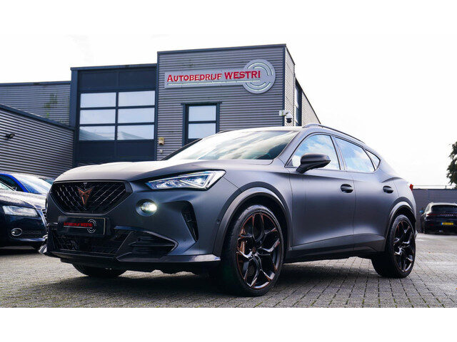 Cupra Formentor 2.5 VZ5 | Carbon | Kuipstoelen | Leder/alcantara | LED | Adaptieve Cruise | Dynamisc