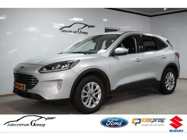Ford Kuga 1.5 EcoBoost Titanium | trekhaak | winter pack