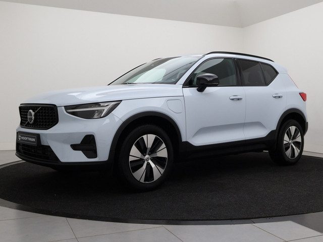 Volvo XC40 T4 PLUG-IN HYBRID PLUS DARK SCHUIFDAK ACC KEYLESS HARMAN KARDON