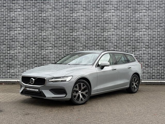 Volvo V60 2.0 B3 Essential Edition