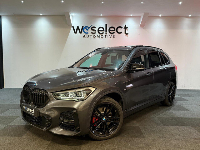 BMW X1 XDrive20i High Executive M-Pack l Pano l Led l Leder l Ambient l Cruise l BomVol!