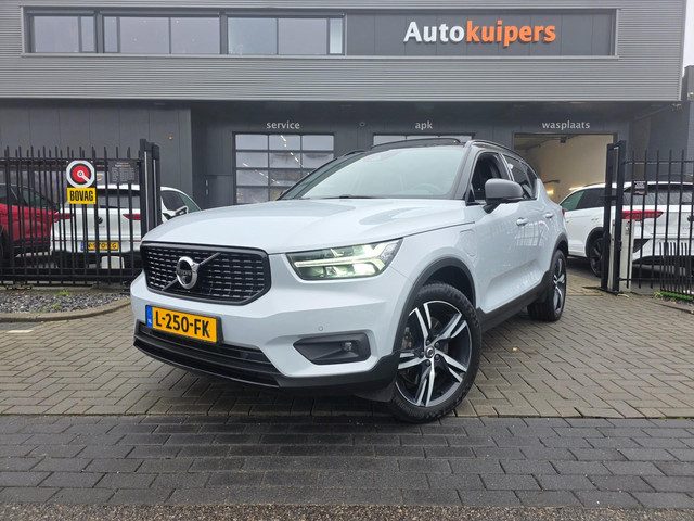 Volvo XC40 1.5 T5 Recharge R-Design Expression | PHEV | Met o.a. AppleCarPlay/AndroidAuto, panoramad
