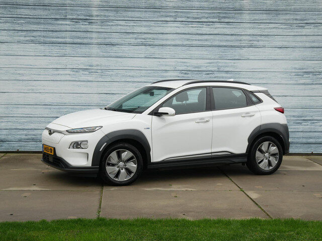 Hyundai Kona EV Comfort 64 kWh Camera Carplay Cruise Control