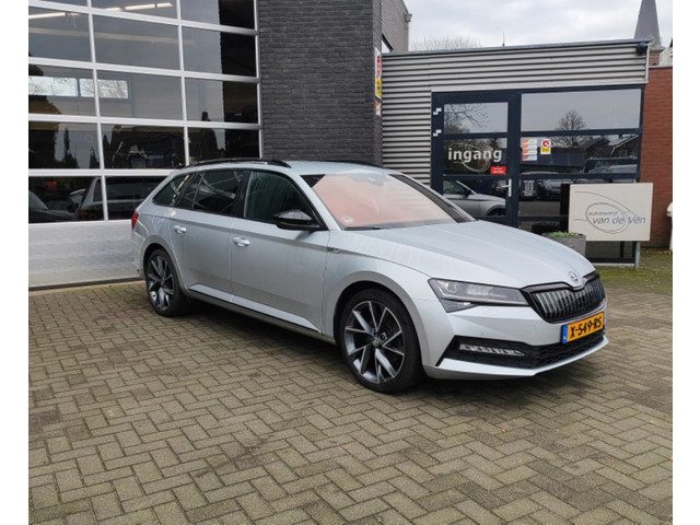 Škoda Superb Combi 1.4 TSI iV Sportline Business