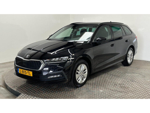 Škoda Octavia Combi 1.0 TSI Business Edition benzine navigatie cruisecontrole airco parkeersensoren