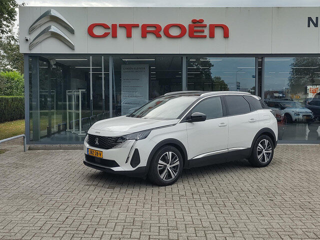 Peugeot 3008 1.6 HYbrid 225 Road Trip