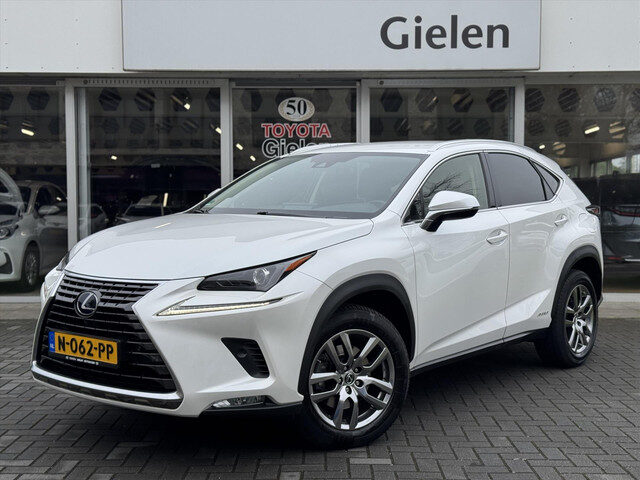 Lexus NX 300h AWD Luxury Line | Groot Scherm, Adaptive cruise control, Leer, Stoelverwarming, Parkee