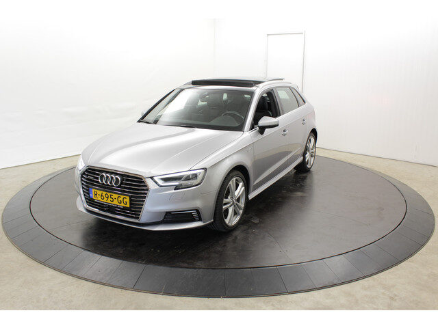 Audi A3 Sportback e-tron PHEV 2X S-line 204PK Pano Virtual Dash