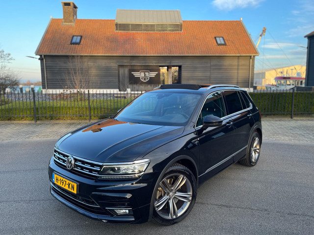 Volkswagen Tiguan 2.0 TSI 4Motion R-Line PANORAMADAK VIRTUAL LED-XENON LEER MEMORY STOELEN ELECTR -T
