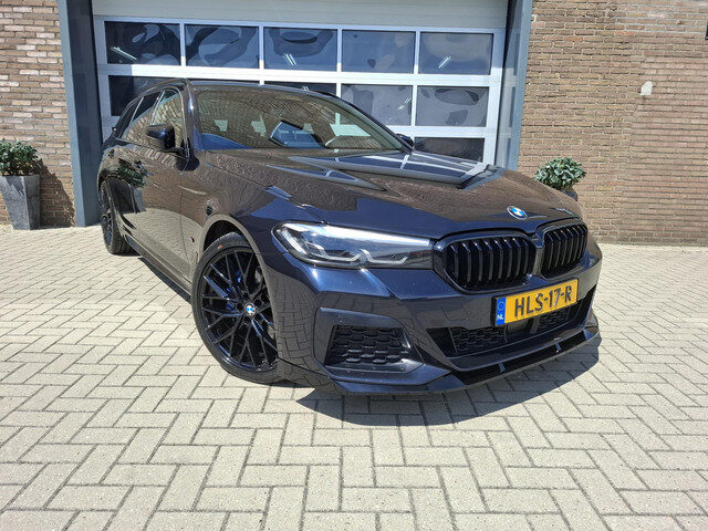 BMW 5 Serie touring 530e M-uitvoering/ Trekhaak