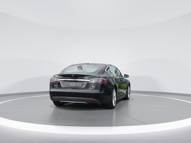 Tesla Model S 85 Base