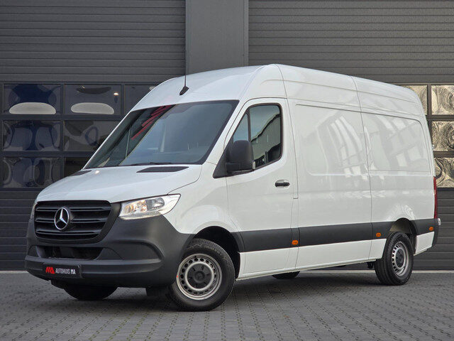 Mercedes-Benz Sprinter 317 1.9 CDI L2H2 RWD
