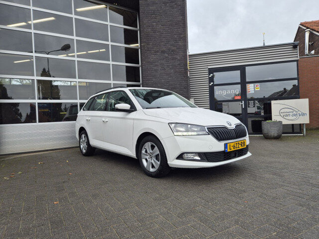 Škoda Fabia Combi 1.0 TSI 95pk Ambition, airco, cruise control, afneembare trekhaak, navi, PDC,