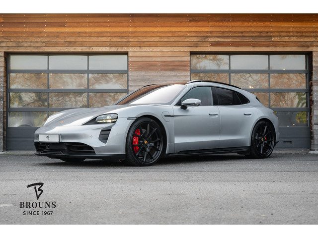 Porsche Taycan Sport Turismo GTS 93 kWh