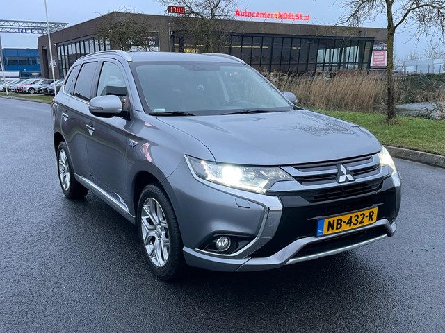 Mitsubishi Outlander 2.0 PHEV Pure, Aut, Cam, Keyless, Carplay, 1e eig afk, Geen import, Nap, Volled