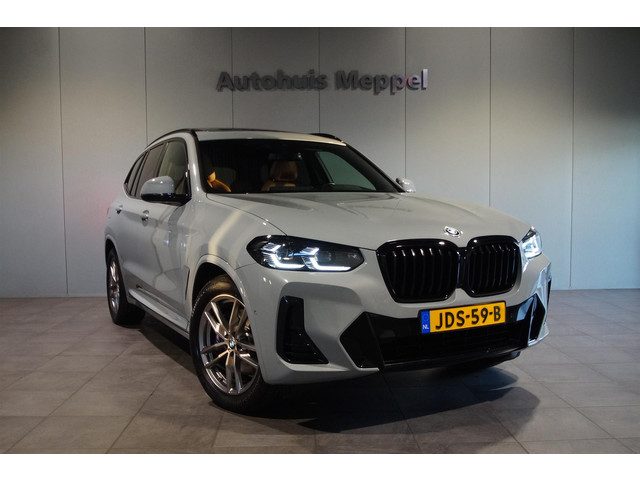 BMW X3 xDrive30e M-Sport | Spec M-Stoelen | LED | HUD | Pano| 360Cam
