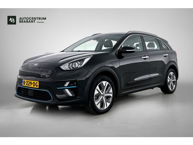 Kia e-Niro DynamicLine 64 kWh (NAVIGATIE, STOEL-/STUURVERWARMING, CARPLAY, 1e EIGENAAR)
