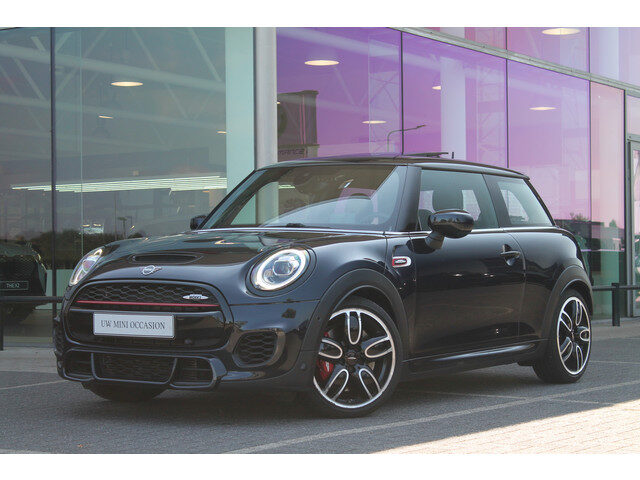 MINI Cooper Hatchback John Works Chili Automaat
