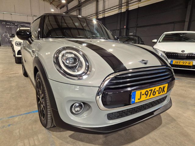 MINI Cooper Mini 1.5 Pepper - Panoramadak - Navigatie - Airco - Cruise - NL Auto