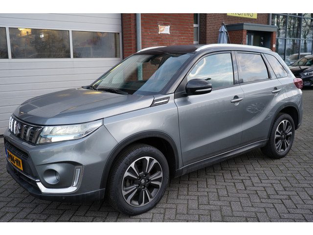 Suzuki Vitara 1.4 BOOSTERJET STYLE LUXE SMART HYBRID ZWART DAK DEALER ONDERHOUDEN