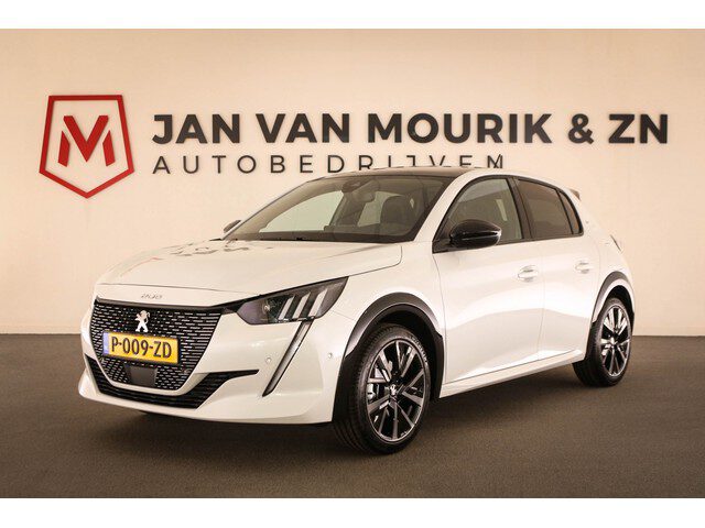 Peugeot 208 1.2 PureTech GT Pack automaat | NIEUW OP VOORRAAD | PANORAMADAK | CAMERA