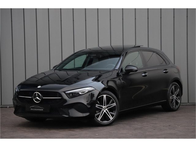 Mercedes-Benz A-Klasse 200 Luxury Line | 163PK | Pano | Keyless-go | Sfeerverlichting | ACC | Multib