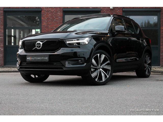 Volvo XC40 Recharge P8 AWD 408PK R-Design PANO|H/K|TREKHAAK
