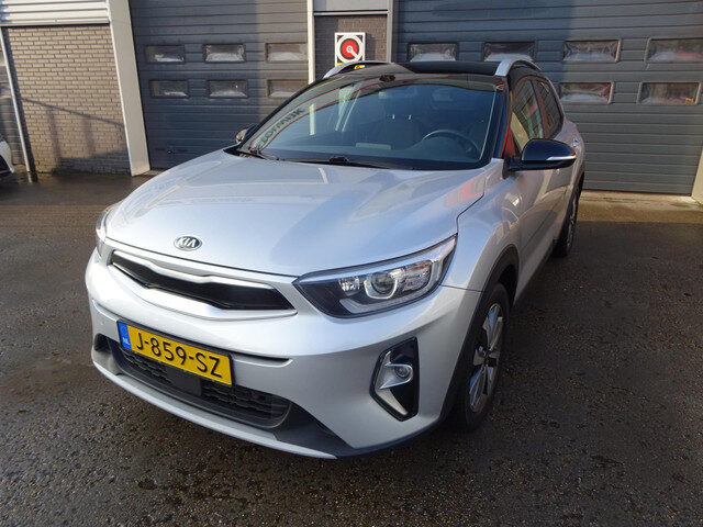 Kia Stonic 1.0 T-GDi MHEV Dynamic Plus Line, Trekhaak, AUR Camera, Luxe uitvoering.