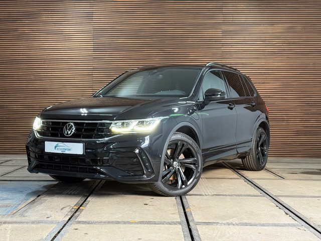 Volkswagen Tiguan 1.4 TSI eHybrid R-Line Business+ | Black Style | Half leer | 19' inch | Adaptive C