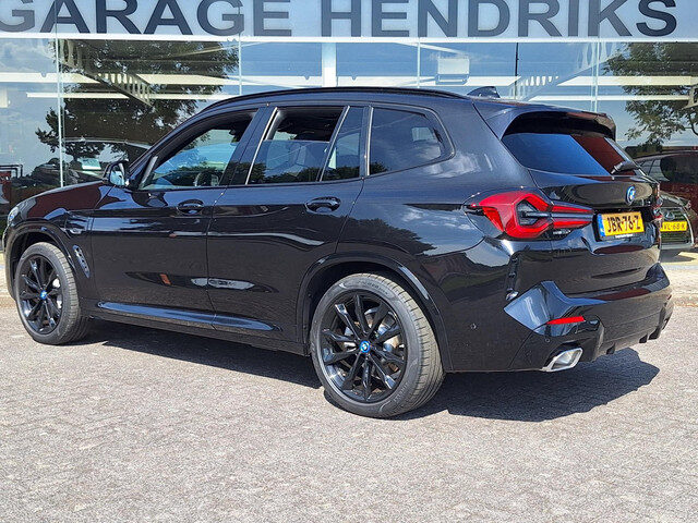 BMW X3 xDrive30e M Sport | MY 22 MODEL | M Competition Stoelen | M Aerodynamica pack | Trekhaak | La