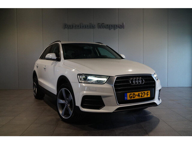 Audi Q3 1.4 TFSI | Navigatie | Trekhaak | R-Camera | Xenon |