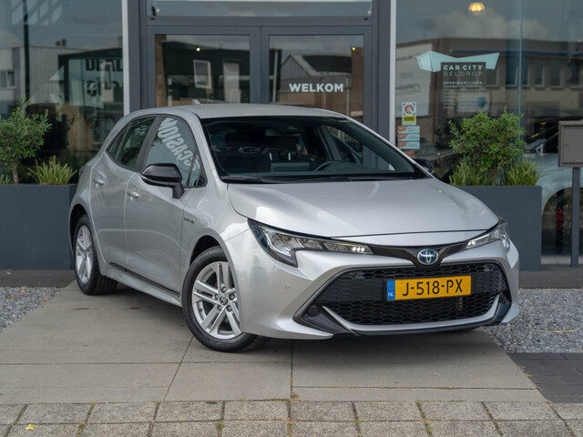 Toyota Corolla 1.8 Hybrid Business / Carplay / ACC / Camera / Full map / LED