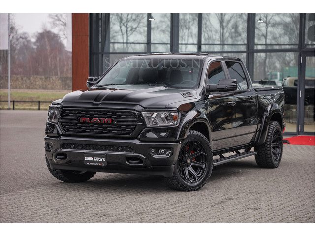 Dodge Ram Pick-Up SPORT | 5.7 V8 4x4 HEMI | PANORAMA DAK | GROOTSCHEM 12 INCH | LPG | Diamond Black