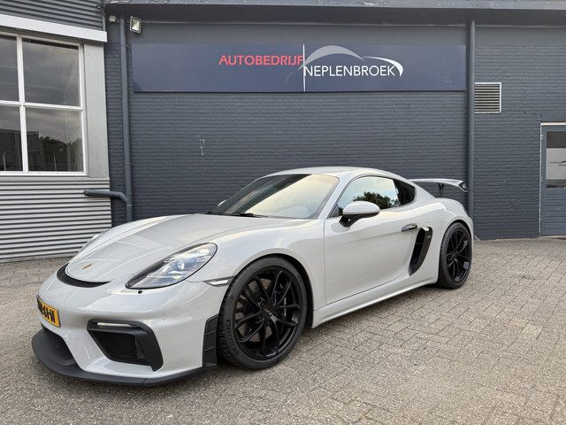 Porsche 718 GT4 4.0