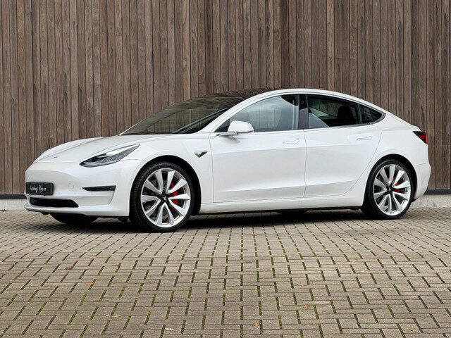 Tesla Model 3 Performance AWD 75 kWh / Full Self Driving /