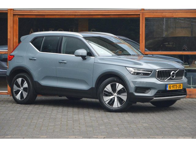 Volvo XC40 T4 Hybride Inscription | Trekhaak | Camera | Automaat | Bluetooth | Cruise Control |