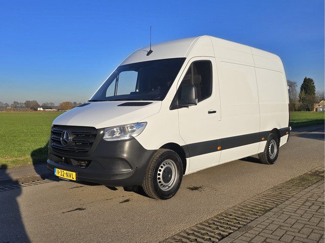 Mercedes-Benz Sprinter 315 1.9 CDI L2 H2 RWD