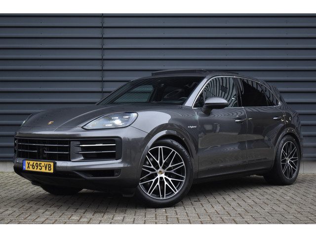 Porsche Cayenne 3.0 E-Hybrid 470pk Sport Chrono