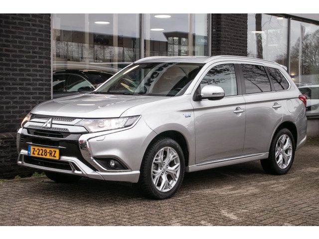 Mitsubishi Outlander 2.4 PHEV Intense