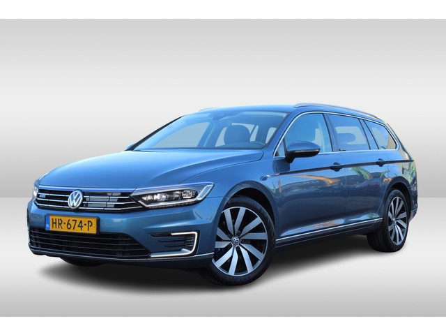 Volkswagen Passat Variant 1.4 TSI 204PK GTE PHEV Highline | Alcantara | Goed onderhouden