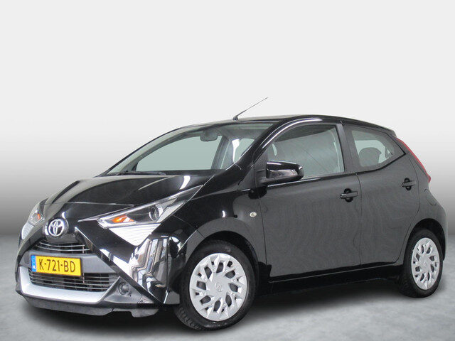 Toyota Aygo 1.0 VVT-i x-play Airco Camera Apple Carplay