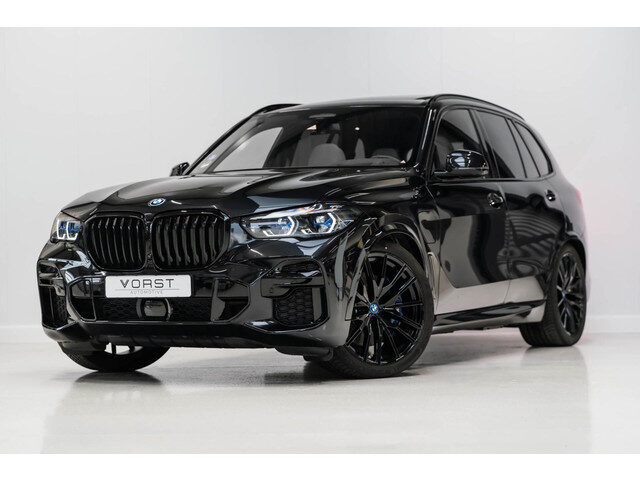 BMW X5 xDrive45e Laser M Pakket Pano HUD Luchtvering B&W