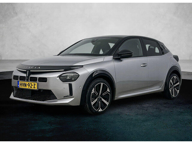 Lancia Ypsilon 1.2 110pk Hybrid LX