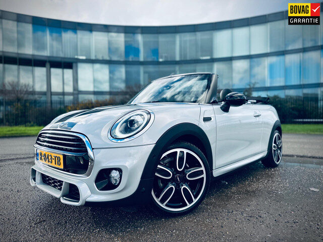 MINI Cooper Cabrio 1.5 Salt Apple/Android JCW Leder