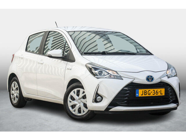 Toyota Yaris 1.5 Hybrid Keyless NAVI PDC