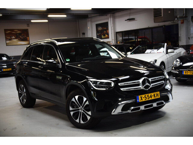 Mercedes-Benz GLC 300e 4MATIC Panoramadak|Dealer onderhouden|ACC|360 view|