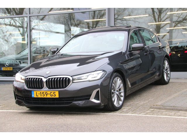 BMW 5 Serie 530e High Executive BTW-AUTO DEALER OND. NL-AUTO NAP!