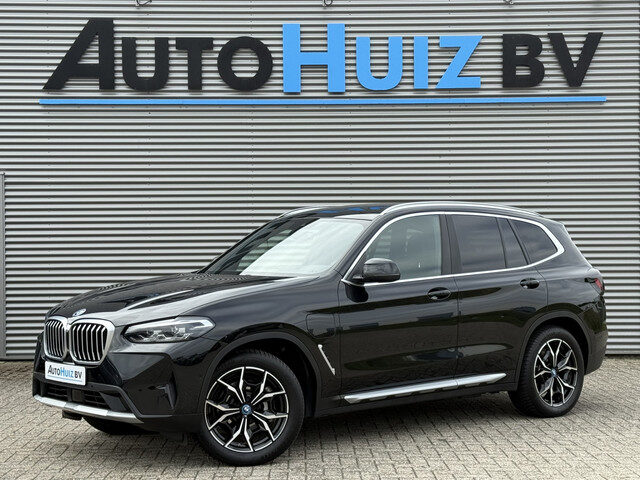 BMW X3 xDrive30e Advantage Trekhaak Lederen interieur LED DAB Carplay Facelift